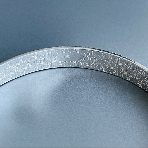 Diamond Cut Etched Lines Textured Graduated Sterling Silver Bangle Brace… - Picture 5 of 10